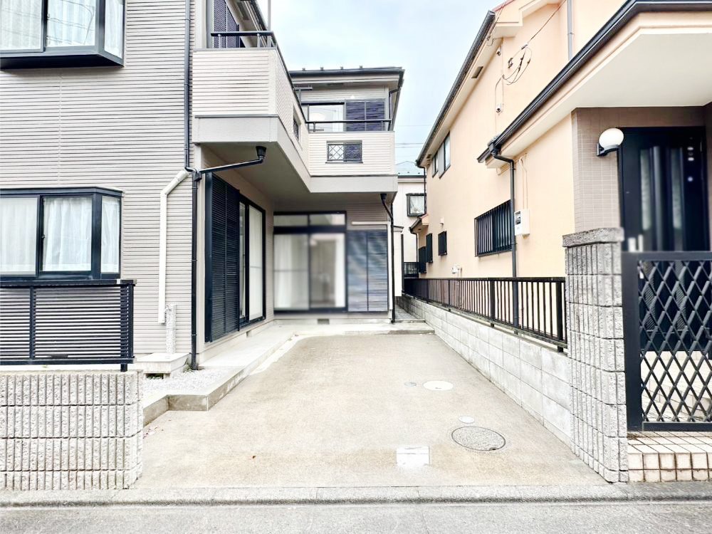  �ڂ̑O�����ԏꂾ�ƉJ�̓�����ʂɂ������������������֗��ł���