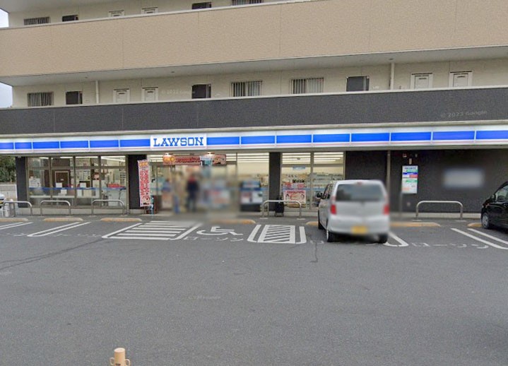 ���ӊ� �R���r�j 300m ���[�\�� �������܍�����꒚�ړX