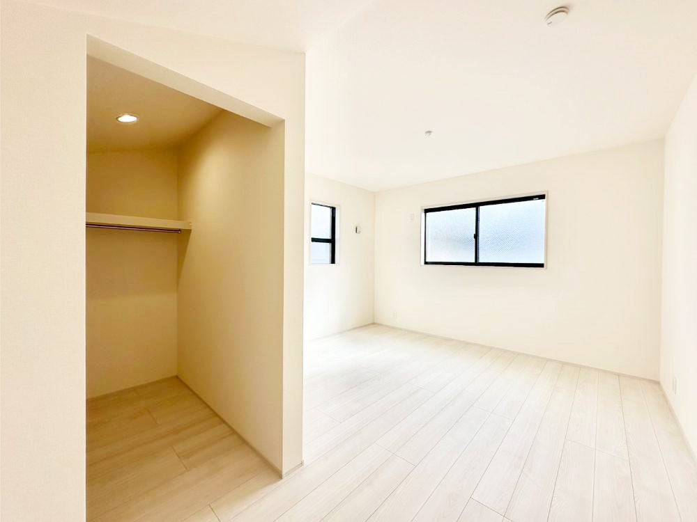 �q������ ������̂₳���������S�n�悢�v���C�x�[�g���[��