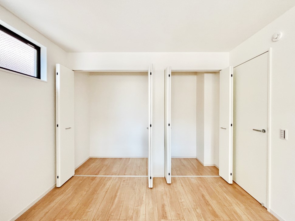 ���[ ���������Ă����ꂵ�����[�X�y�[�X