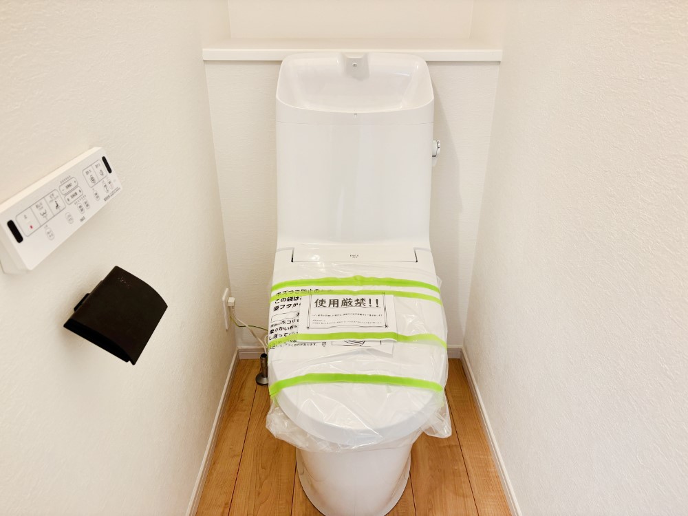 �g�C�� �g�C����1�K��2�K���ꂼ��ɔz�u����Ă��ĂƂĂ��֗��ł��B 