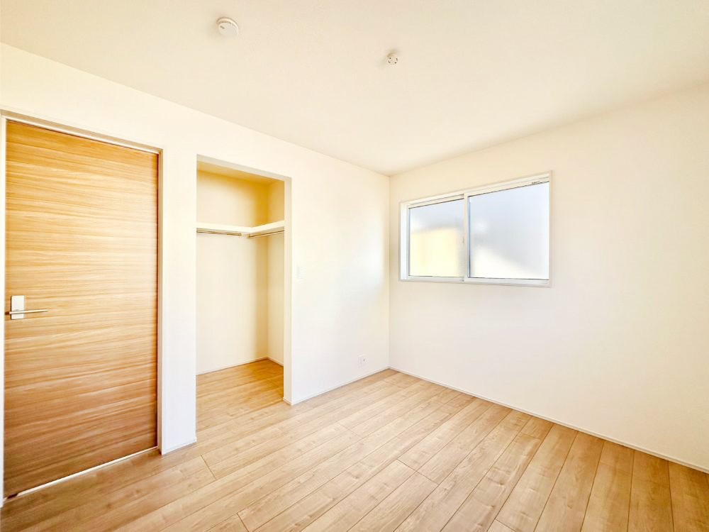 ���̑����� �N���[�[�b�g�t���̂������ŃX�b�L���Ƃ�����Ԃł�����芰���܂��B