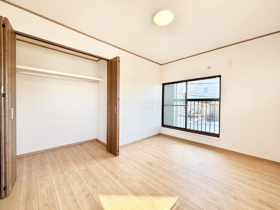 �Q�� �g���₷���`�Ńx�b�g��Ƌ�̒u�����ɂ����邱�Ƃ�����܂���B   