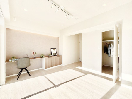 �Q�� WIC���J�E���^�[�t���̂������ŏ[�������v���C�x�[�g���Ԃ��߂����܂��B