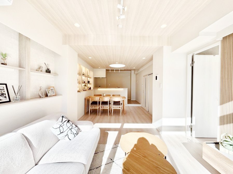 ���r���O ���₩�ȗz���܂�ɕ�܂��A���S�n�̗ǂ����r���O�ŉƑ��c���I