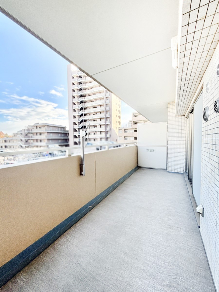 �o���R�j�[ �L�X�o���R�j�[�ł����󕨂��C�����悭�����܂��B