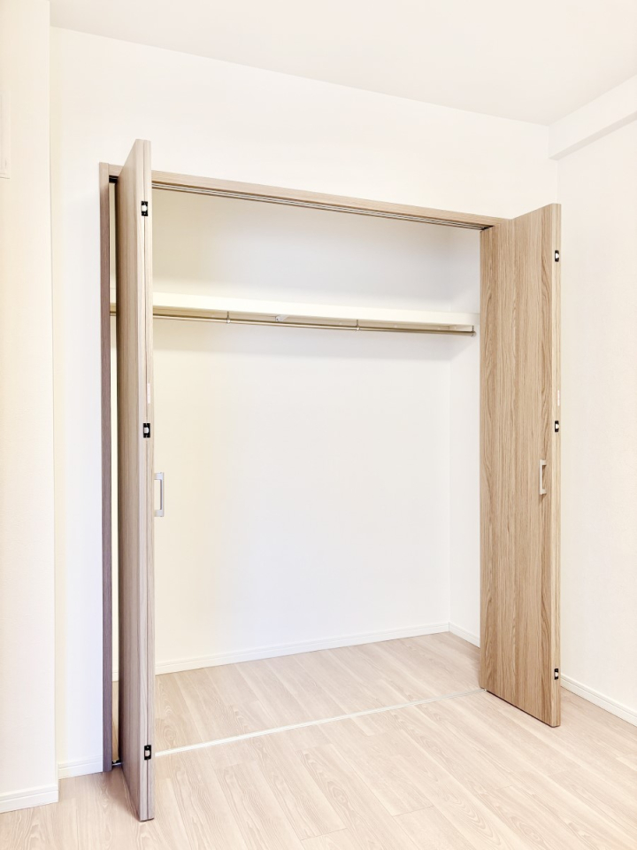 ���[ ��������ߗނ�ו��Ȃǂ̎��[�ɕ֗��ȃN���[�[�b�g�t���B