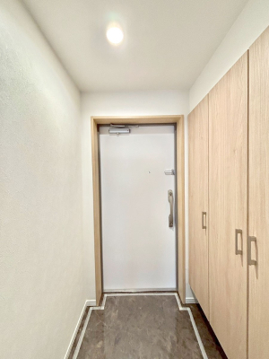 ���� �Ƒ��̋A��₨�q�l�������������}���錺��  