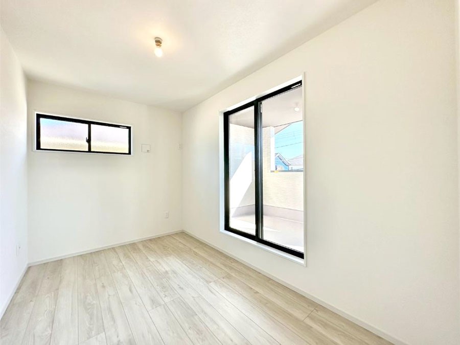 �q������ �Q�ʍ̌��Ŗ��邳�����ʂ��ǍD�I