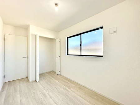 �q������ �q�������ɂ��������߂Ȏ��[�X�y�[�X�����Ղ�̋���