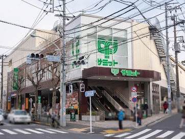 ӊ X[p[ 1600m T~bgXgA {VX