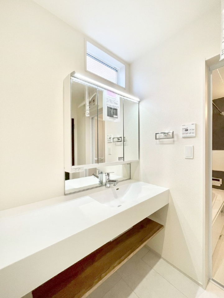 ���̑� ���邢���ʏ��͖����̐g�x�x���y�����ł����Ⴂ�����ł��B    