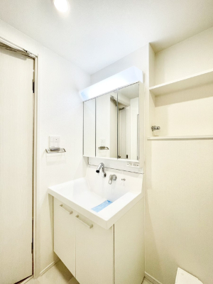 ���̑� ��Ƃ�̐��ʃX�y�[�X�Œ��̐g�x�x�����N���N