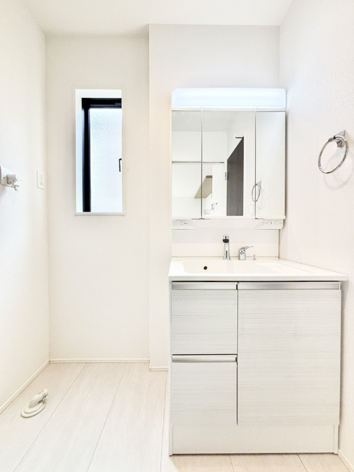 ʑEʏ [͂Ƌ@\ɗDꂽʉϑ