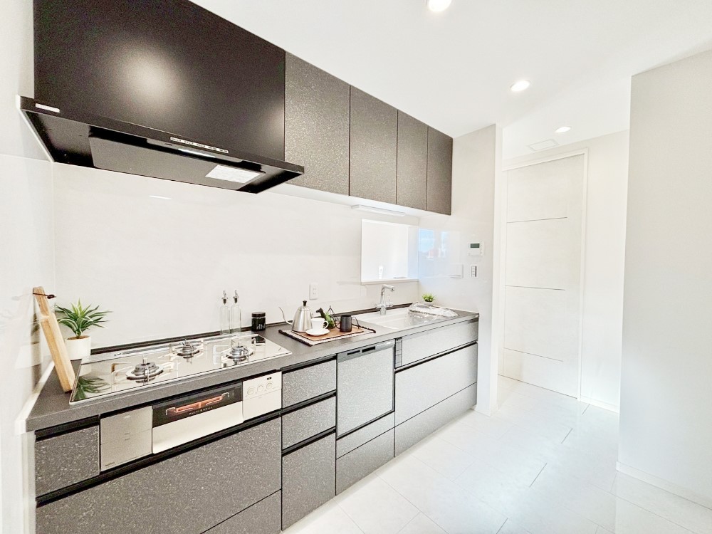 �L�b�`�� �L�X�Ƃ����g������̗ǂ��L�b�`���œ��X�̂��������y�����Ȃ肻��