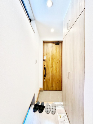 ���� ���Ƒ��₨�q�l���C�����悭���o�}���ł��鉸�₩�ȕ��͋C�̌��ւł��B