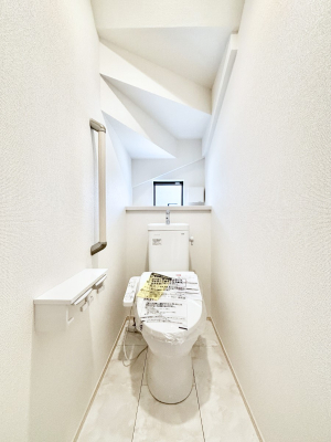 �g�C�� �E�H�V�����b�g�t���g�C����1�K��2�K���ꂼ��ɔz�u����Ă��ĂƂĂ��֗��ł��B 