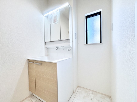 ���̑� �������̂��郉���h���[�X�y�[�X