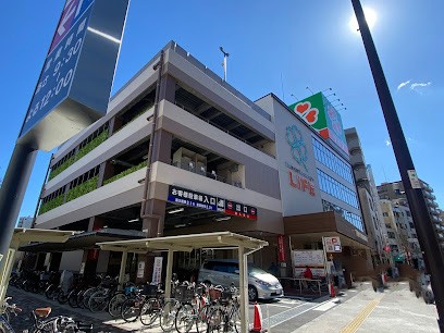 ӊ X[p[ 300m Ct闢X