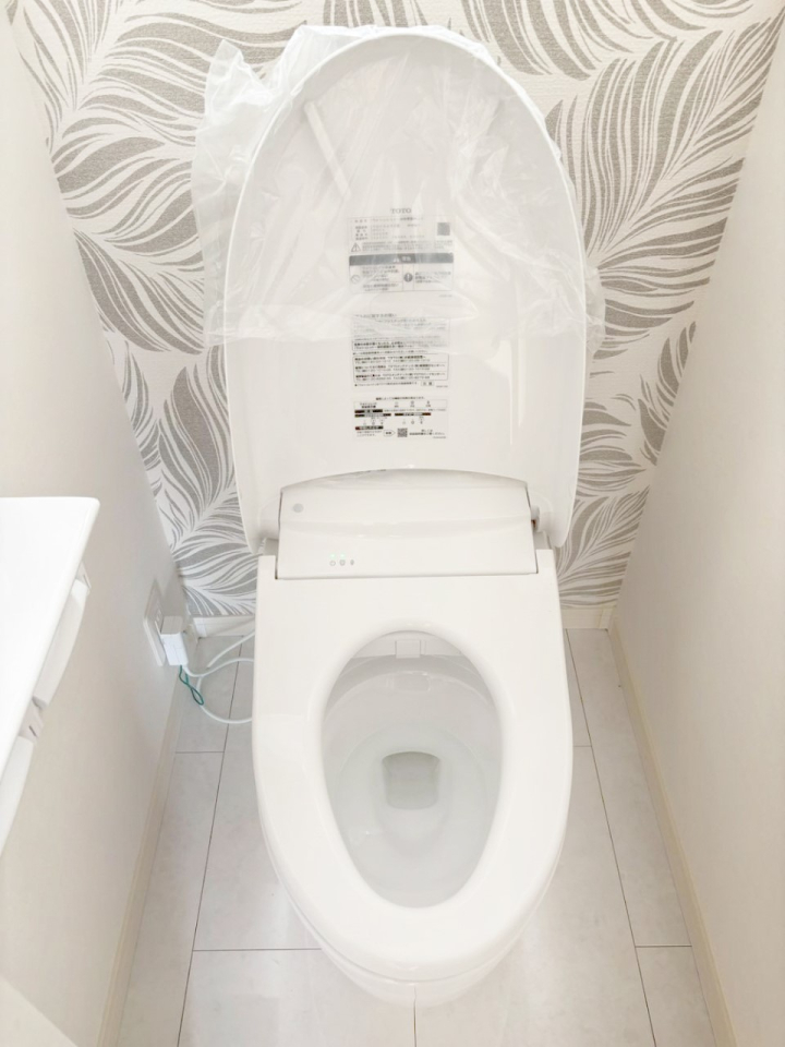 �g�C�� �������̂���g�C����1�K��2�K���ꂼ��ɔz�u