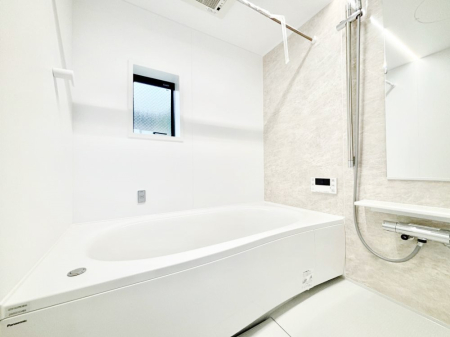 ���� ����̔�������Ă���閾�邢�������̂���o�X���[��