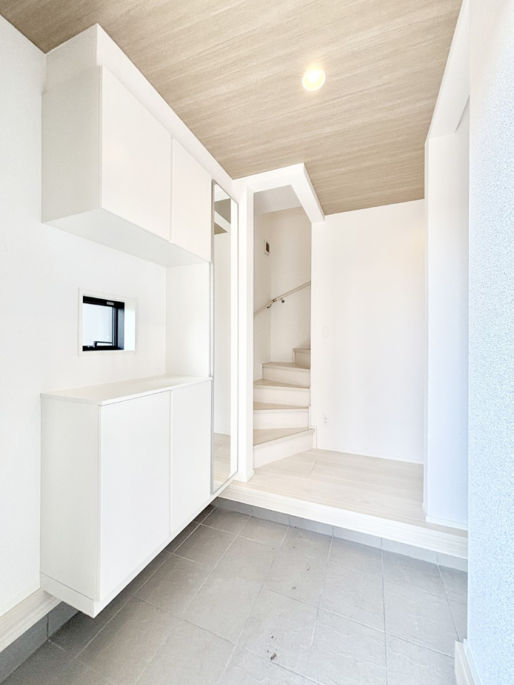 ���� ����I�𗘗p���āA���z�������������q�l�������ĂȂ��ł��܂��B