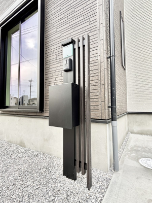 ���̑� �\�D�E�C���^�[�z���E�|�X�g���ЂƂɏW��B�G���g�����X�ɂȂ��ރV���v���f�U�C���B