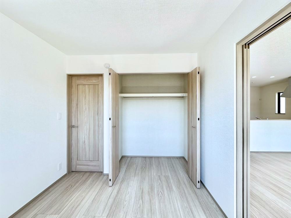 ���[ �����Ղ�̎��[�X�y�[�X�ŉ��K�ɕ�点���� 