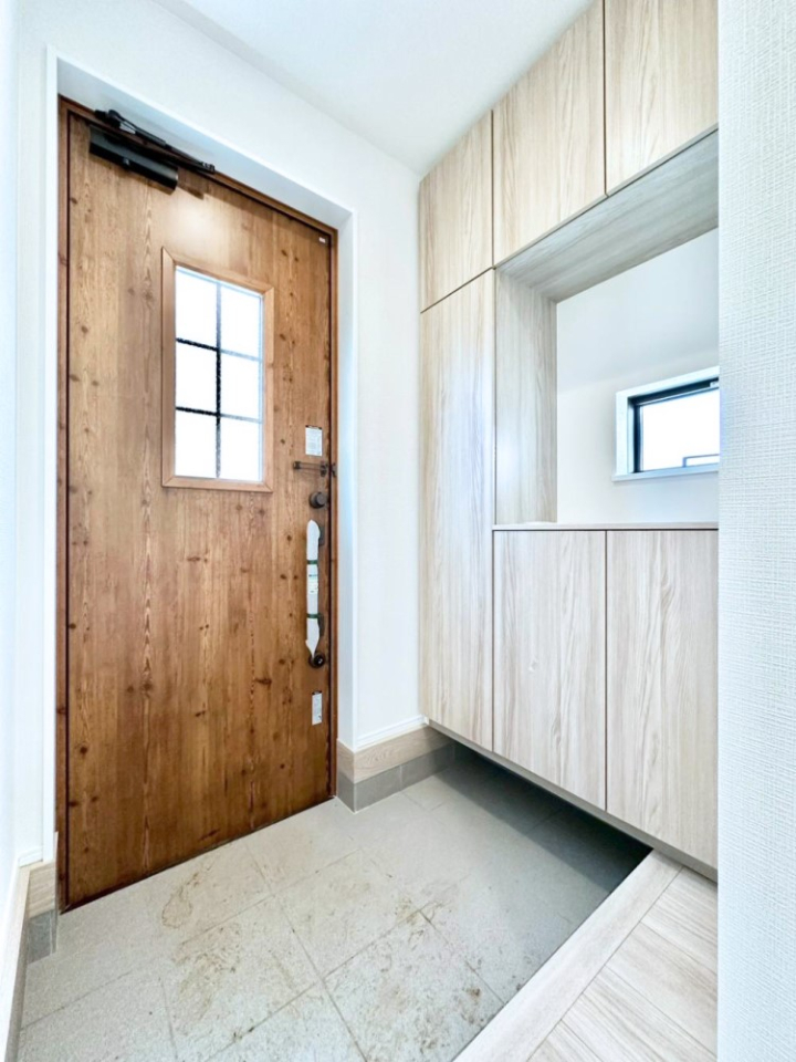 ���� ����I�𗘗p���āA���z�������������q�l�������ĂȂ��ł��܂��B