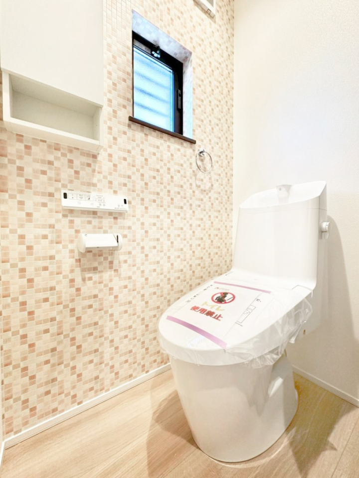 �g�C�� �g�C����1�K��2�K���ꂼ��ɔz�u����Ă��ĂƂĂ��֗��ł��B