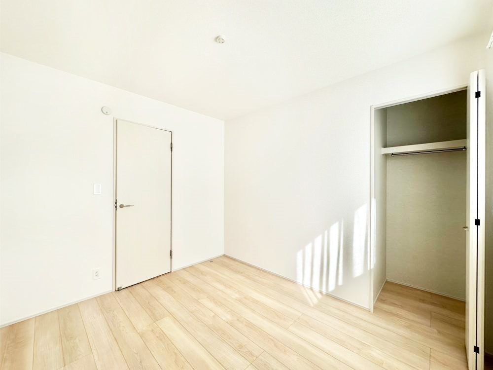 ���̑����� ���[���[�����Ă���̂ŁA���Z�X�y�[�X���L���g���܂��B 