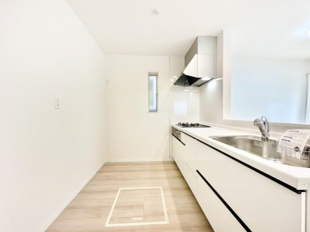 �L�b�`�� ��Ƃ肠��L�b�`���ł͂��Ƒ��Ɗy�������������ł��܂��B