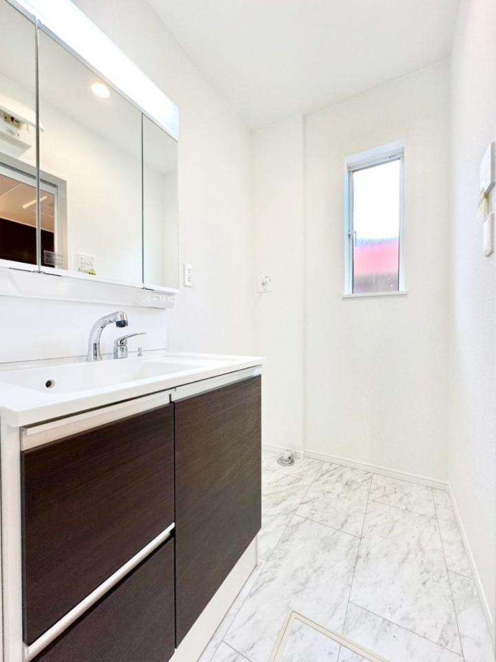 ���̑� ���邢���ʏ��͖����̐g�x�x���y�����ł����Ⴂ�����ł��B    