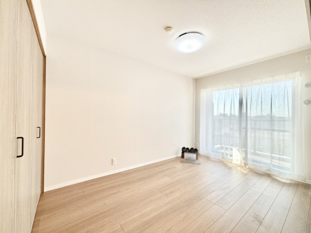 �Q�� ���邢�o���R�j�[�T�C�h�ɗm����ݒu�B�ڊo�߂̗ǂ��Q���ɁB