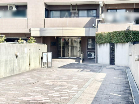 �G���g�����X �������������͋C�̃G���g�����X