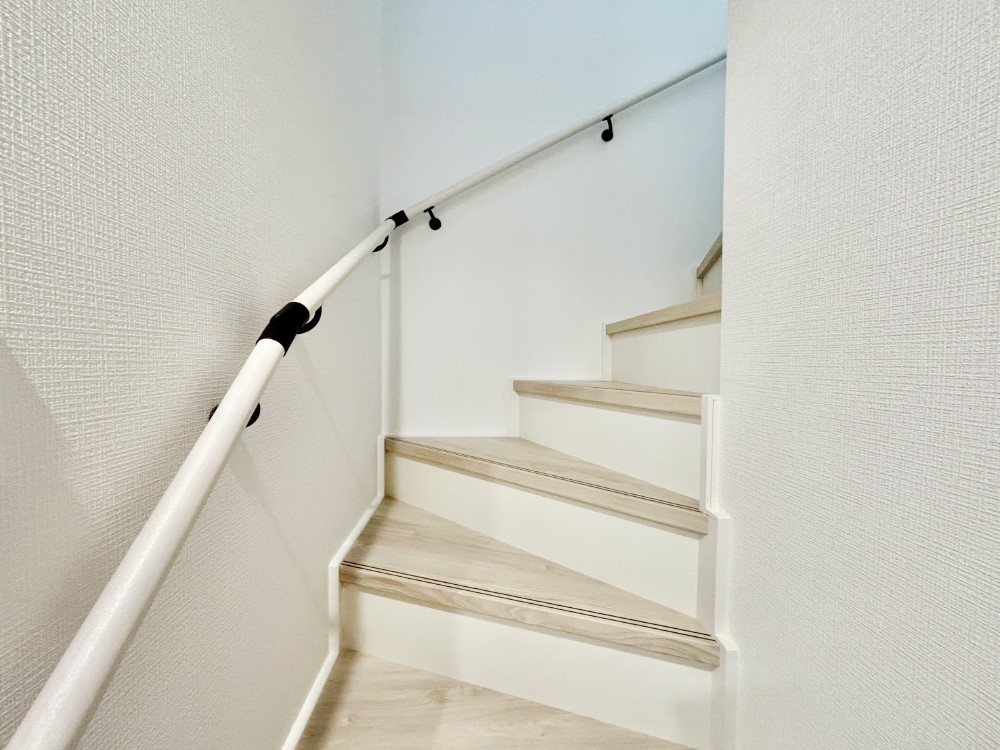 ���̑� ���S�����l�����K�i�ɂ͎肷���ݒu���Ă��܂��@