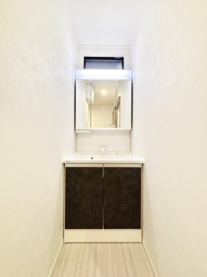 ʑEʏ X^COɕ֗ȎOʋA~[LrlbgōׂXbL