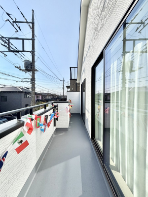 �o���R�j�[ �Q�����ɂ܂�����o���R�j�[�B���ꂽ���ɂ͐��󕨂��C�����悭���������ł��ˁB