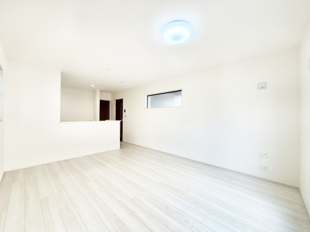 ���r���O �i�`�������e�C�X�g�̗D�����_�炩���F�g���̃t���[�����O���f�G�ȃ��r���O�ł��ˁB