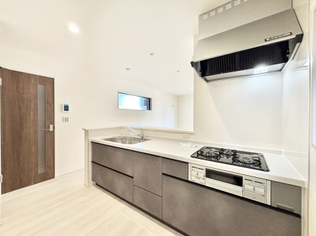 �L�b�`�� �����g���L�b�`��������A�g���₷�����������̂��₷���ɂ������܂����B 