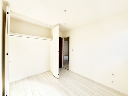 ���̑����� ���[���[�����Ă���̂ŁA���Z�X�y�[�X���L���g���܂��B 