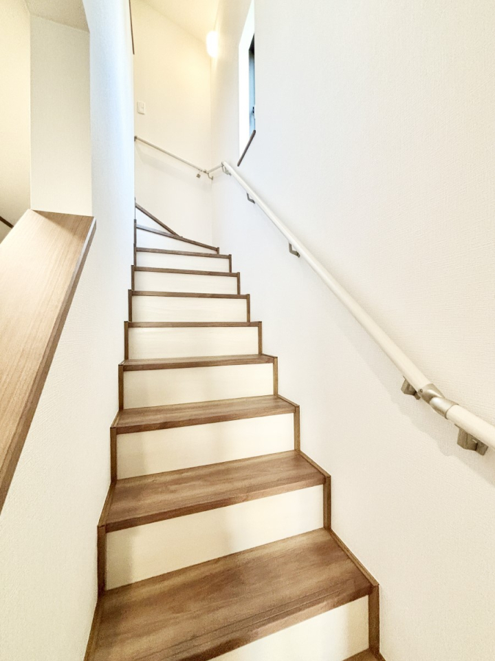 ̑ Ki͎肷tȂ̂ŏȂq܂₲̕Sł