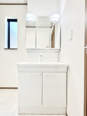 ʑEʏ [͂Ƌ@\ɗDꂽʉϑ