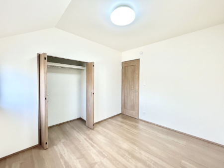 �q������ �q�������ɂ��������߂Ȏ��[�X�y�[�X�����Ղ�̋���