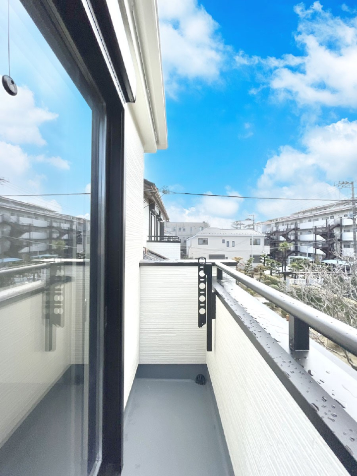 �o���R�j�[ ������̃o���R�j�[�I���Ƒ��̐��󕨂͂������A���z�c�������Ղ花���܂��I