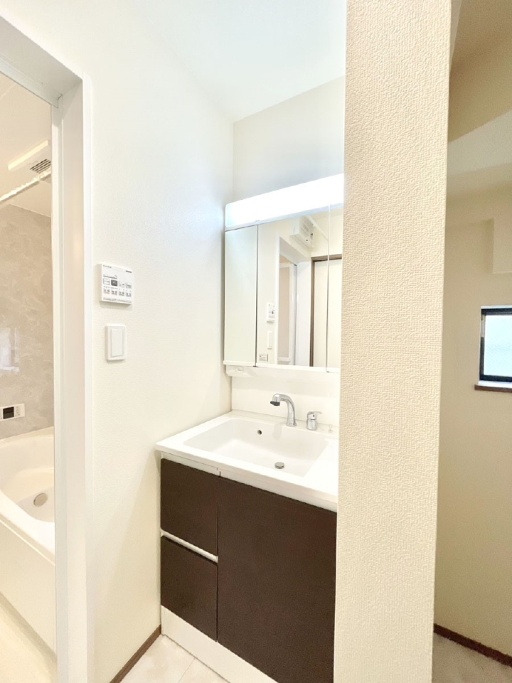 ���ʑ�E���ʏ� ���邢���ʏ��͖����̐g�x�x���y�����ł����Ⴂ�����ł��B