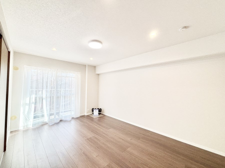 ���̑����� �o���R�j�[���J�������v���X���Ă����m��