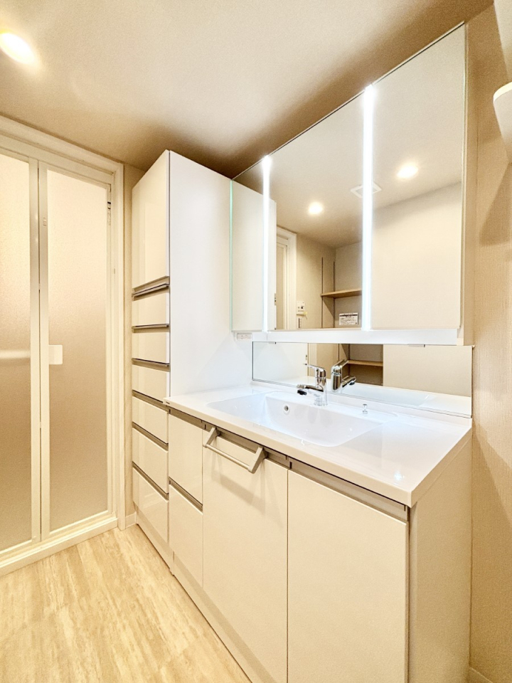 ʑEʏ [͂Ƌ@\ɗDꂽʉϑ  @