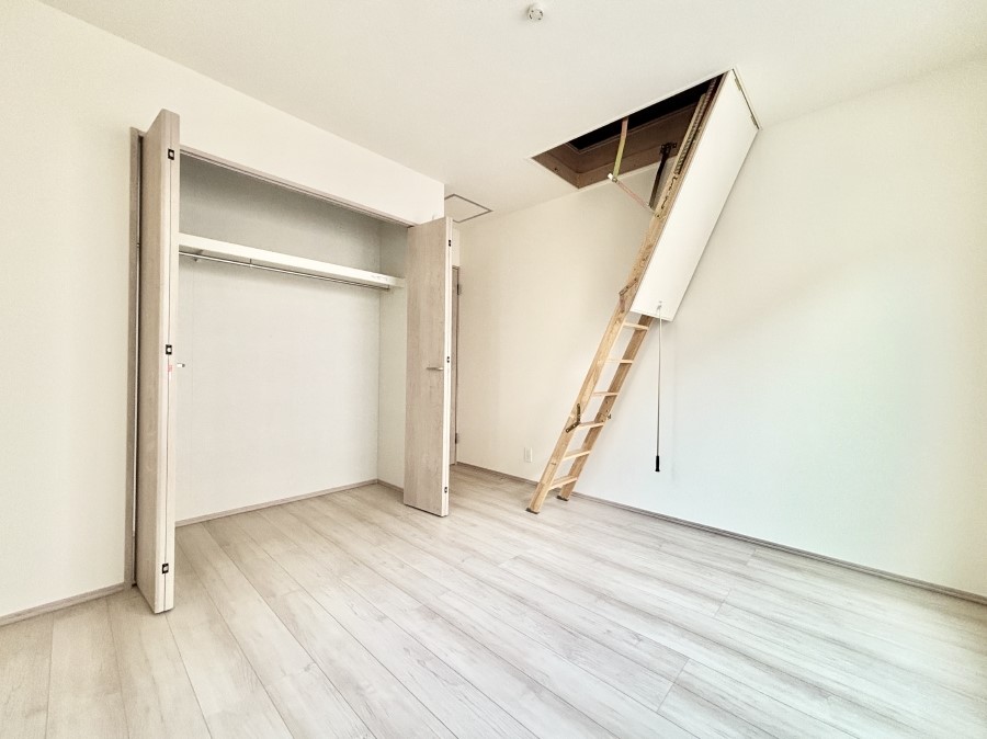 �q������ �q�������ɂ��������߂Ȏ��[�X�y�[�X�����Ղ�̋���