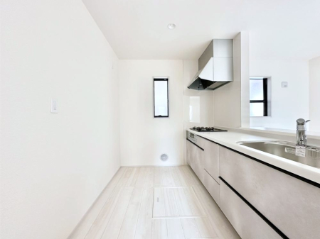 �L�b�`�� ��Ƃ肠��L�b�`���ł͂��Ƒ��Ɗy�������������ł��܂��B